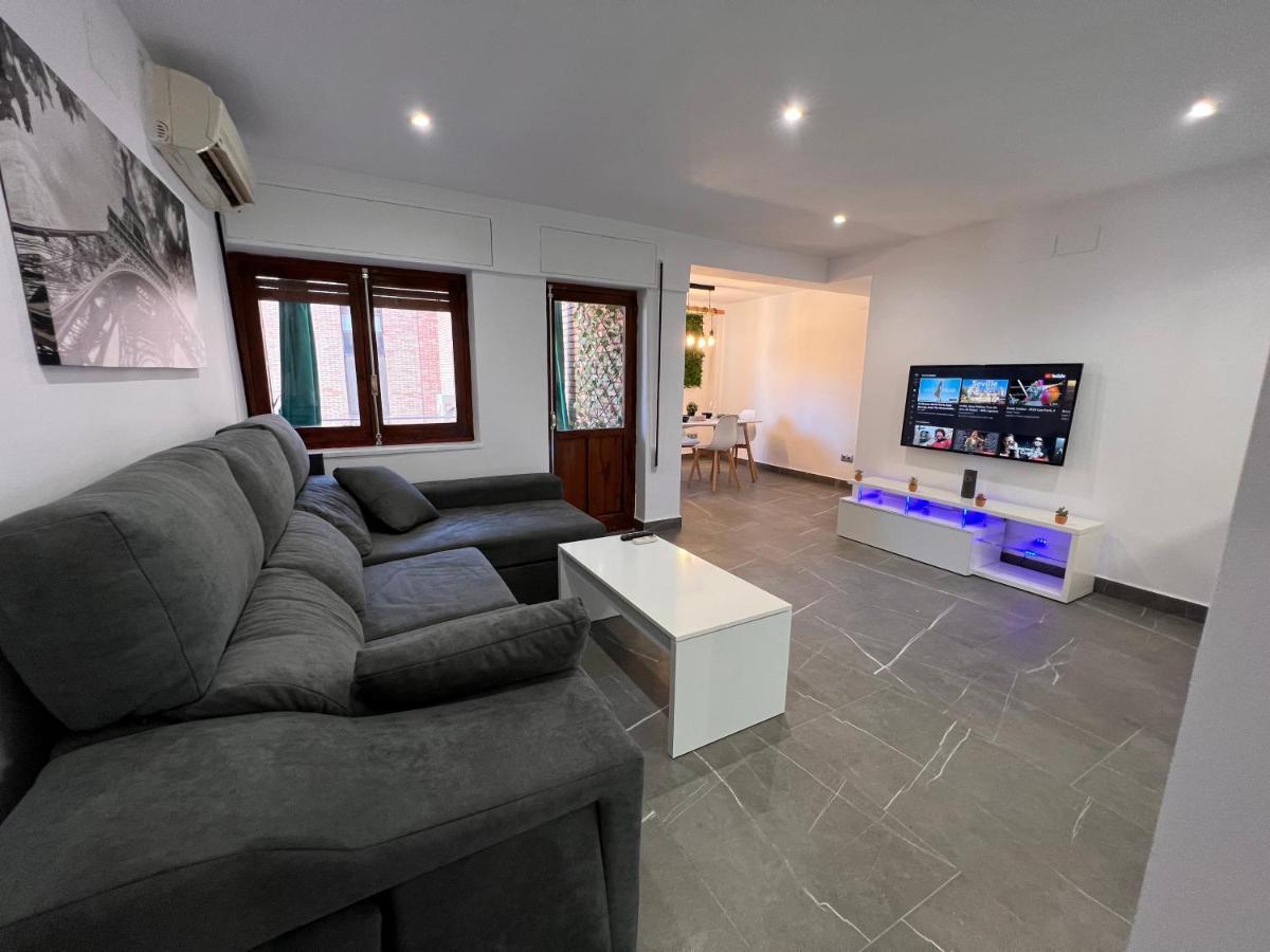 Apartamento Espacioso De Diseno A 3 Min Renfe. Cordoba Exterior photo