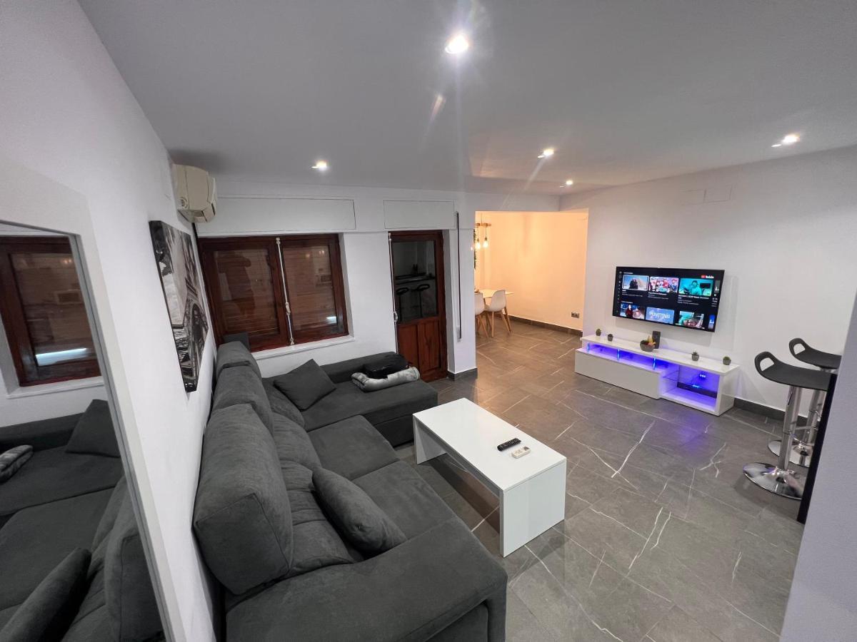 Apartamento Espacioso De Diseno A 3 Min Renfe. Cordoba Exterior photo