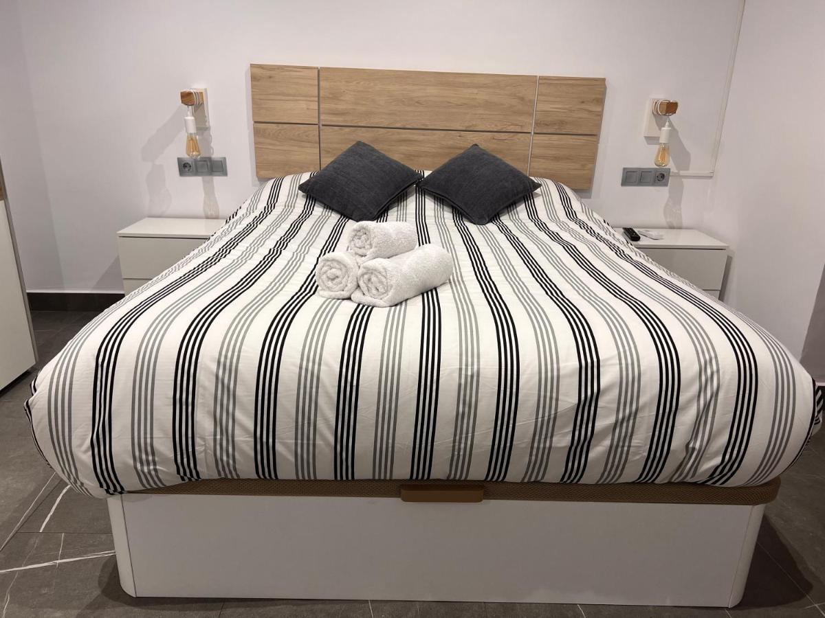 Apartamento Espacioso De Diseno A 3 Min Renfe. Cordoba Exterior photo